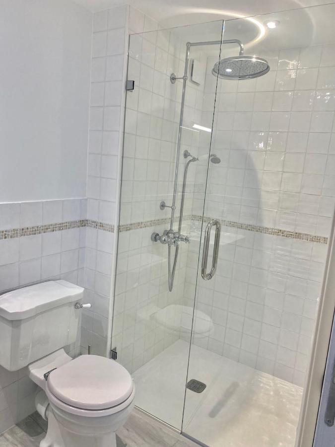 Bed and Breakfast Noubar Cenevieres Екстер'єр фото